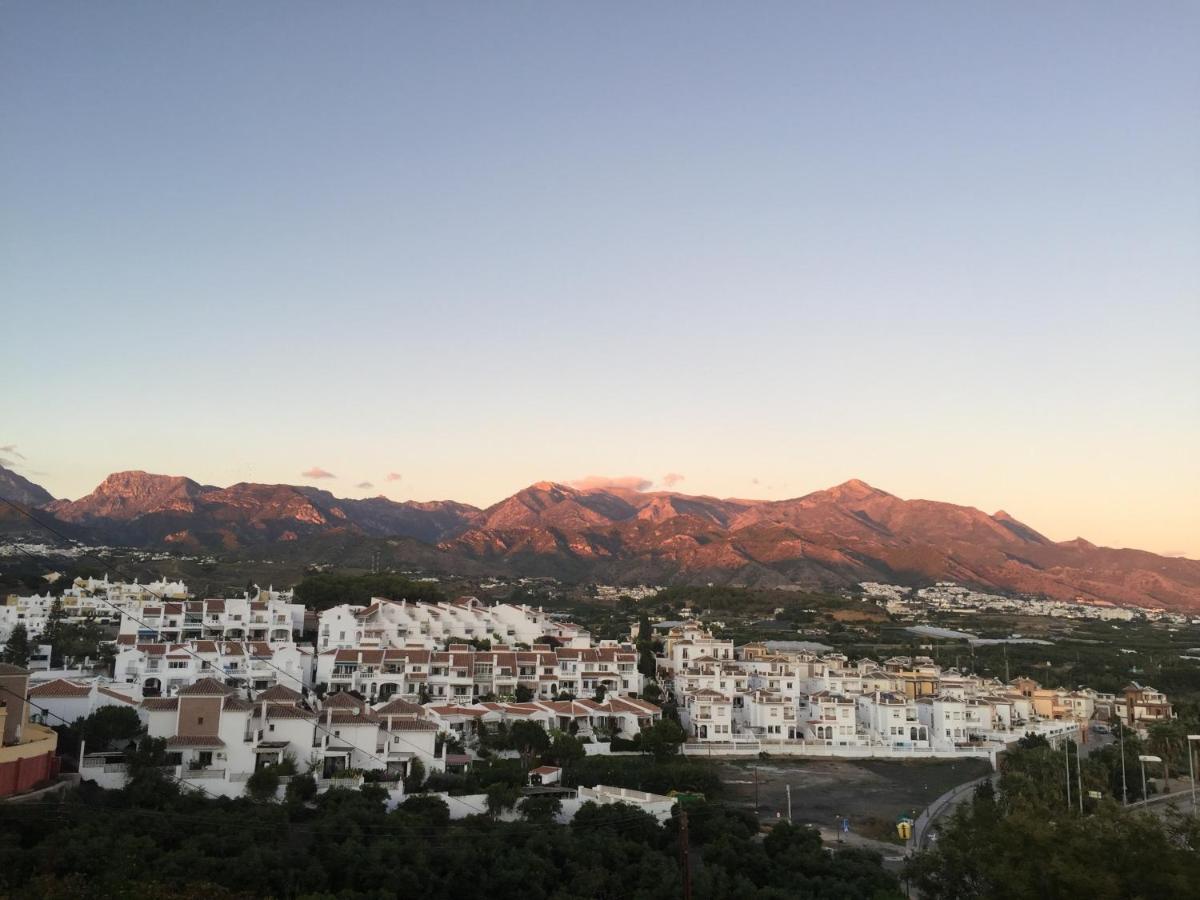 Hostal Avalon Nerja Eksteriør billede