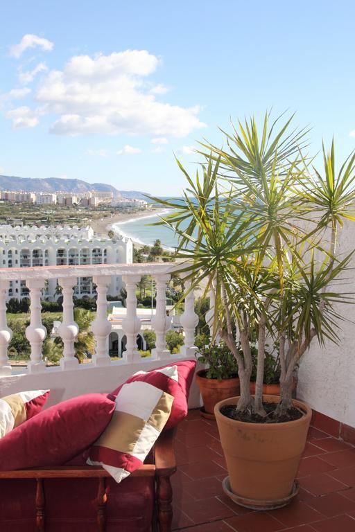 Hostal Avalon Nerja Eksteriør billede
