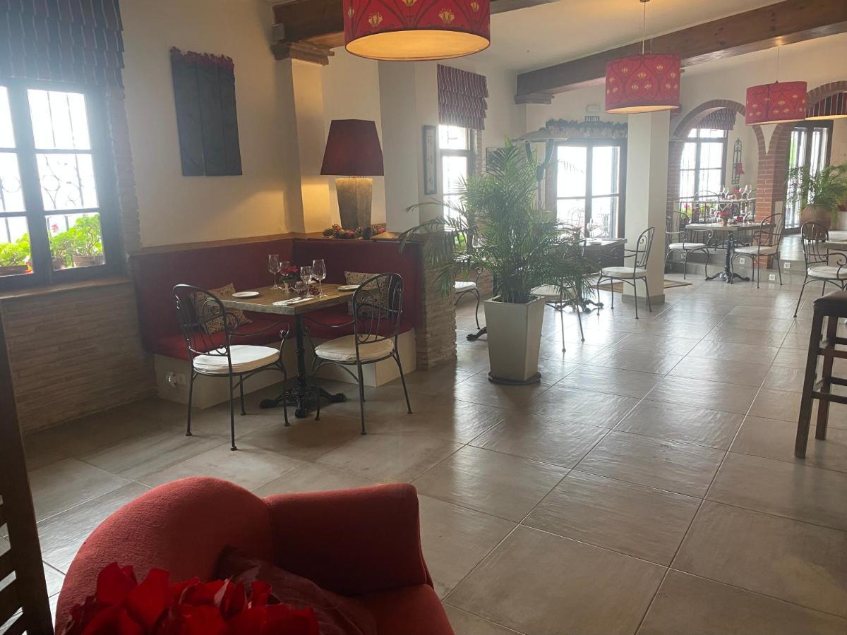 Hostal Avalon Nerja Eksteriør billede