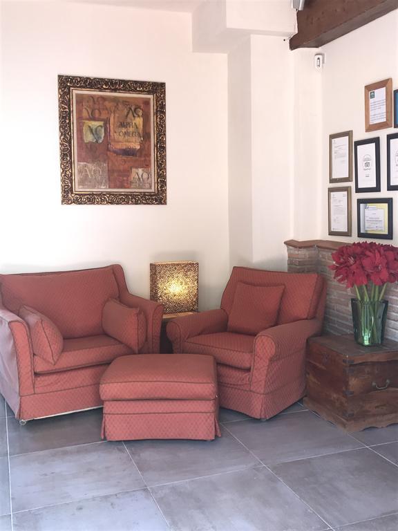 Hostal Avalon Nerja Eksteriør billede