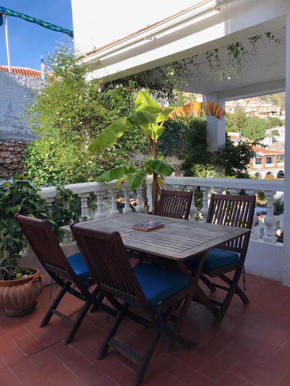 Hostal Avalon Nerja Eksteriør billede